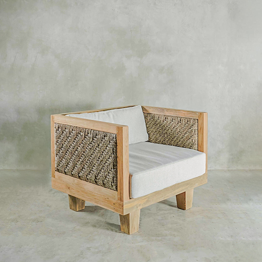 Ellie Single sofa with 15cm cushion