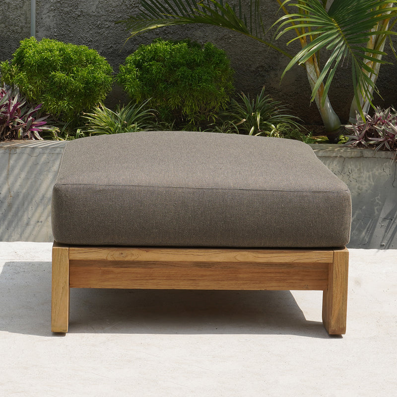 Rae Ottoman