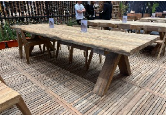 Dining Table Lambeng live edge