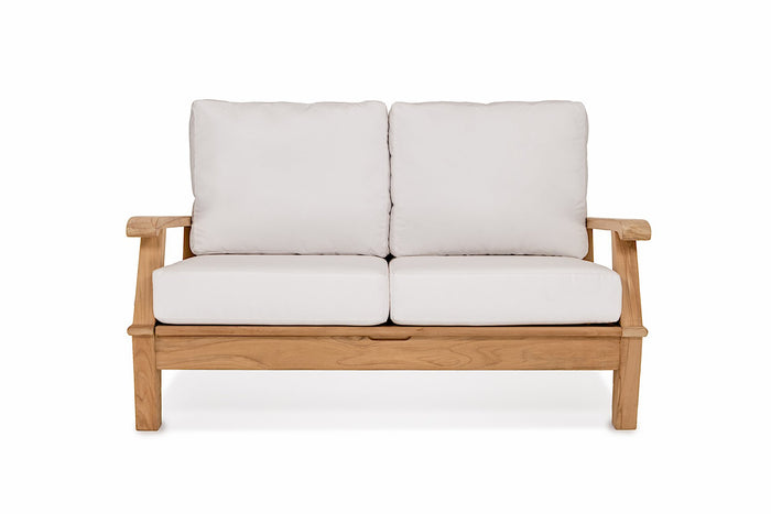 Hamptons Loveseat