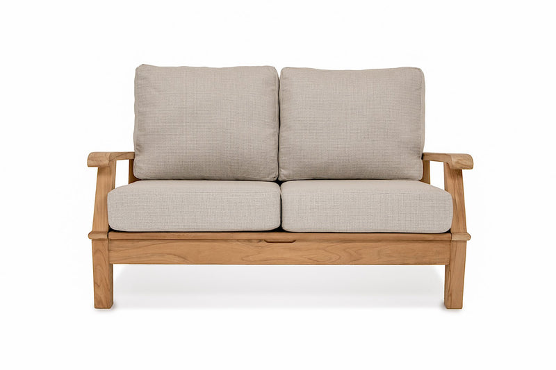 Hamptons Loveseat