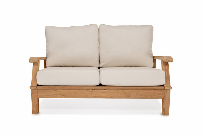 Hamptons Loveseat