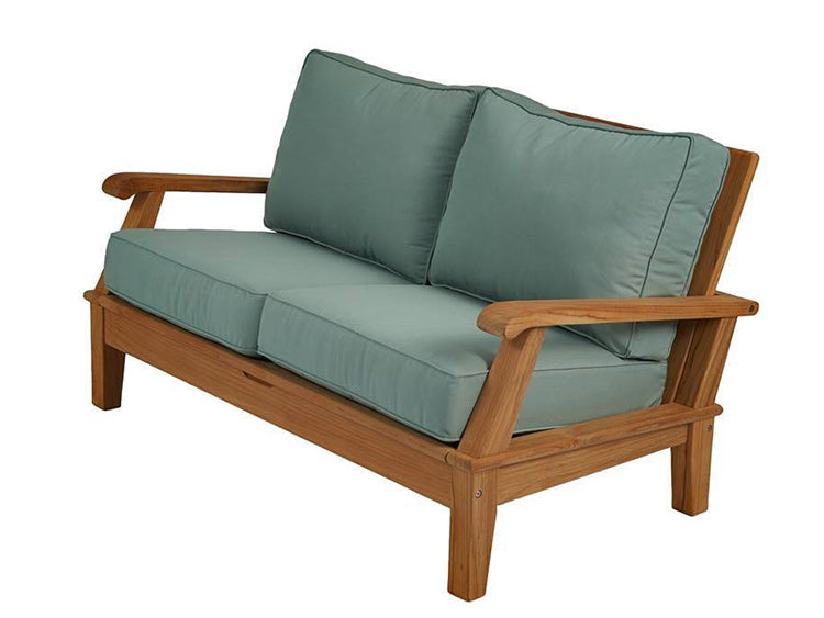 Hamptons Loveseat